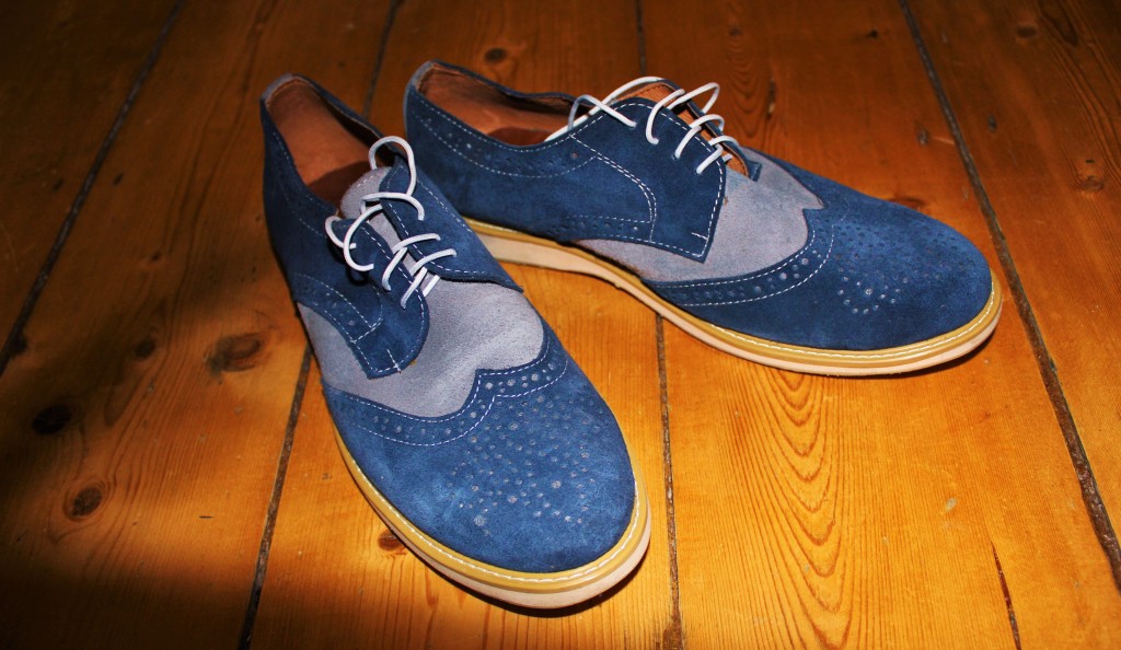 blue brogues tailoring in hoi an