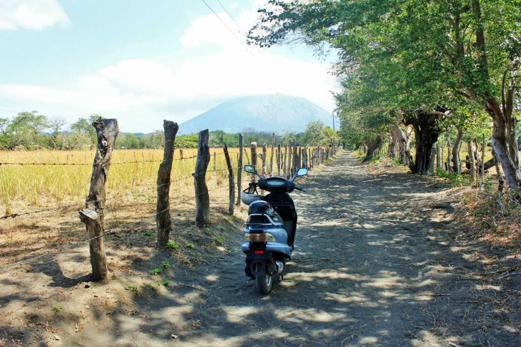 Rent a scooter on Ometepe Island - Charlie on Travel