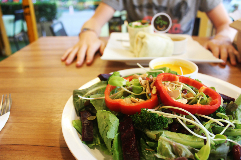 Raw Food Thailand - The Salad Concept Chiang Mai - Charlie on Travel