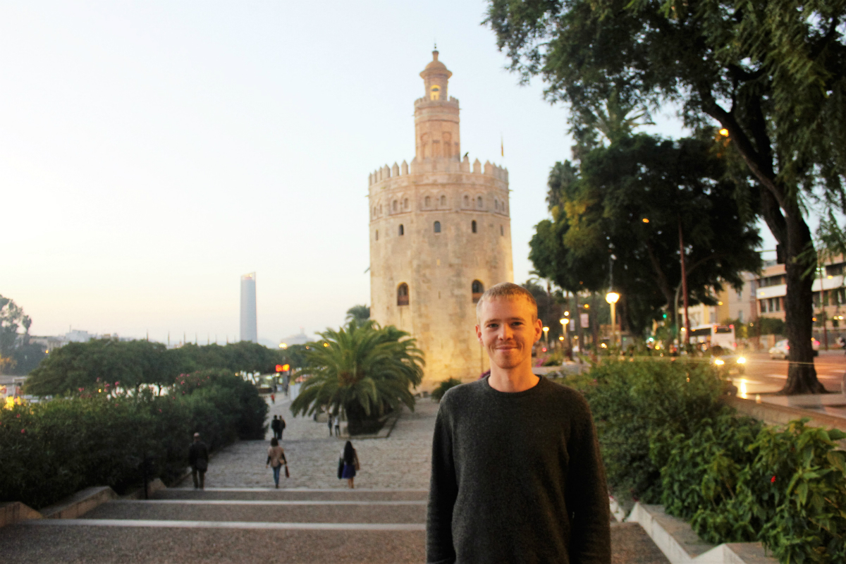 Slow Travel in Seville - Golden Tower - Charlie on Travel
