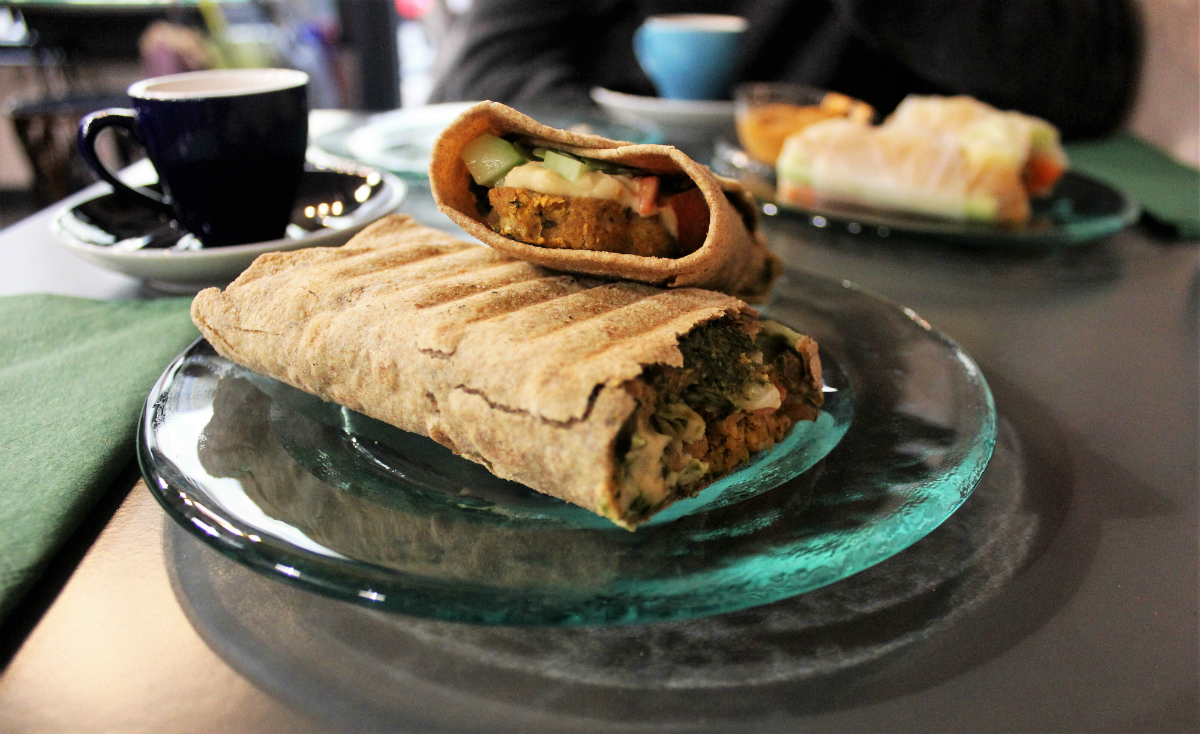 Salted Cafe - Green Pesto Wrap - Vegan in Sofia - Charlie on Travel