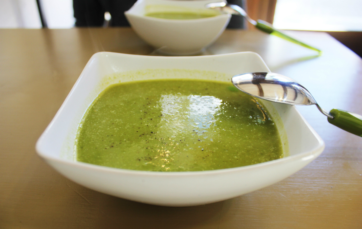 Vegan in Bansko - Pea Soup at Le Retro - Charlie on Travel