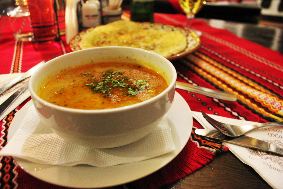 Vegan soup and bread in Bansko - Mehana Banski Han - Charlie on Travel