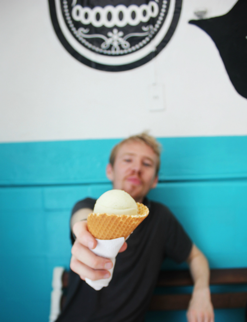 Ice cream at Pola Merida Mexico - Charlie on Travel