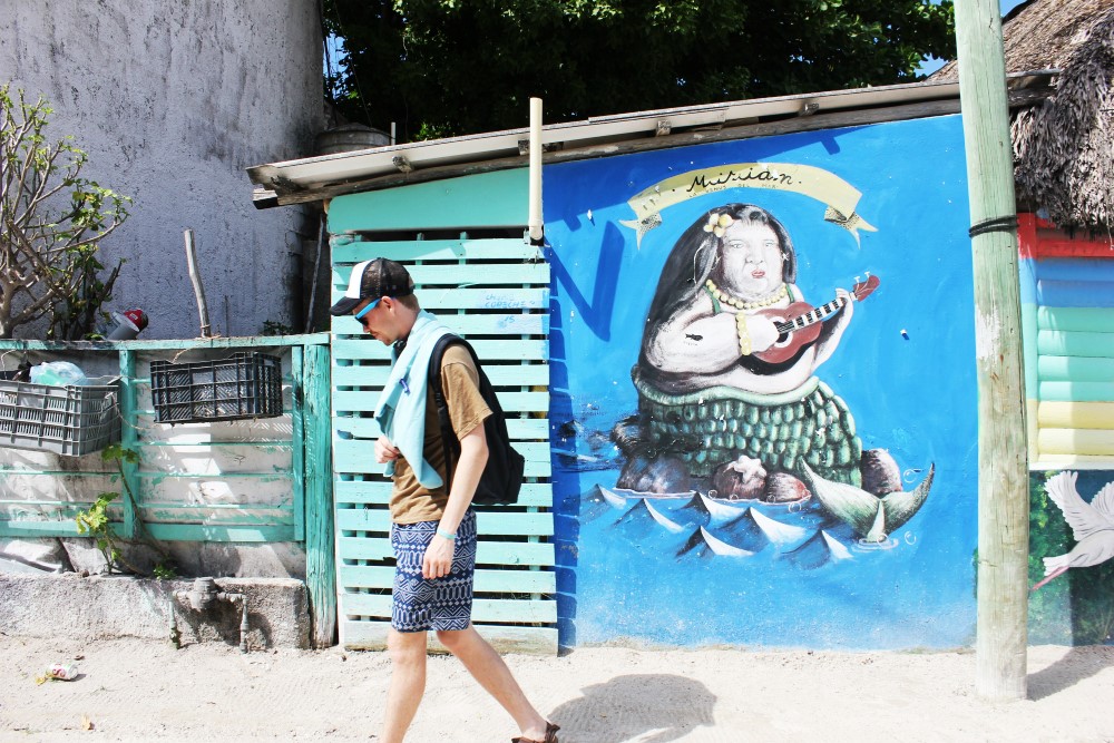 Fat mermaid mural - Isla Holbox Mexico - Charlie on Travel