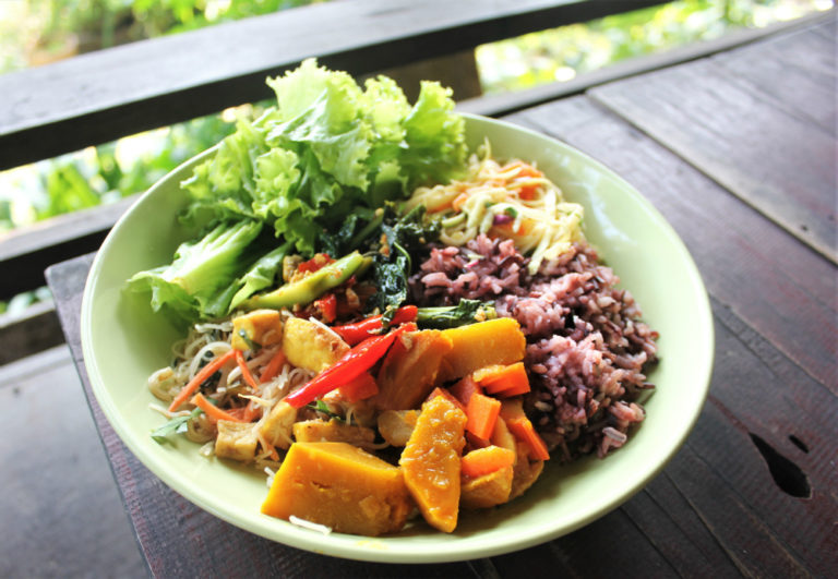 chiang mai vegetarian food tour