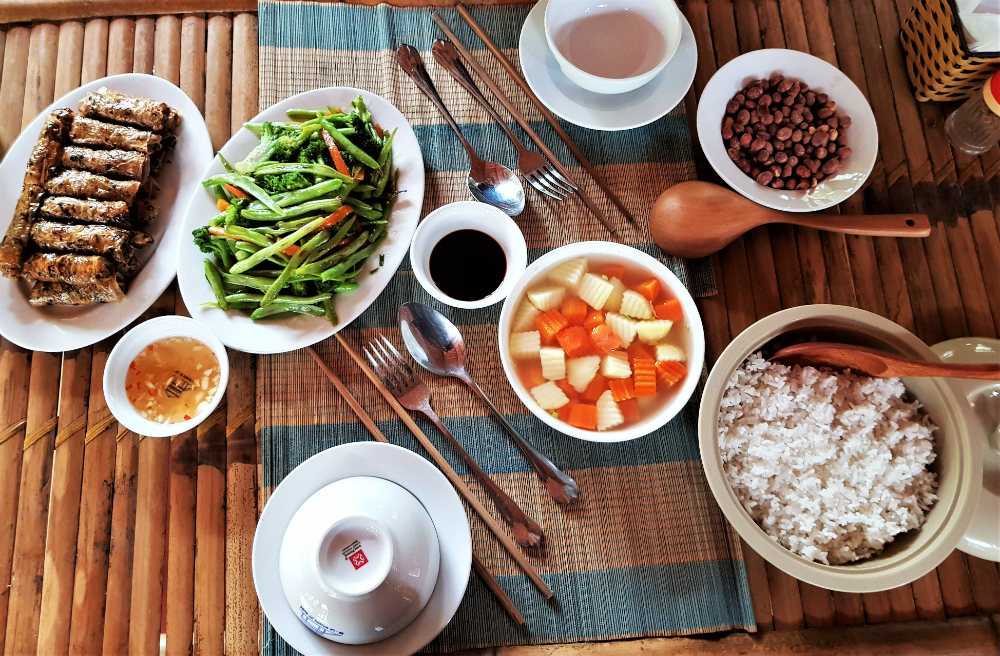 Vegan Food in Hoa Binh Vietnam