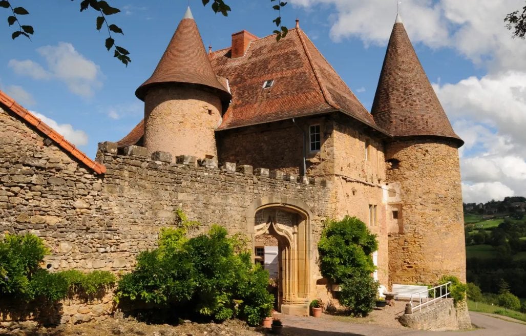 Unique Airbnb Castle in France