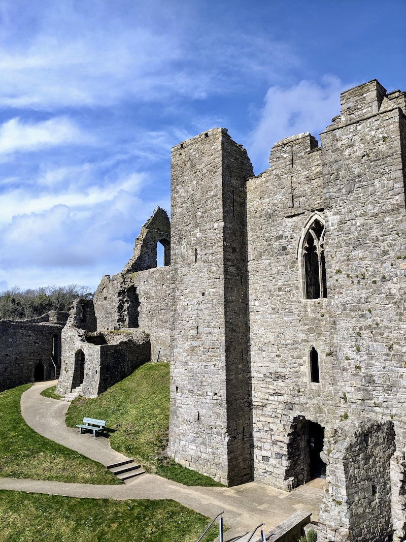A Weekend in Mumbles - Oystermouth Castle