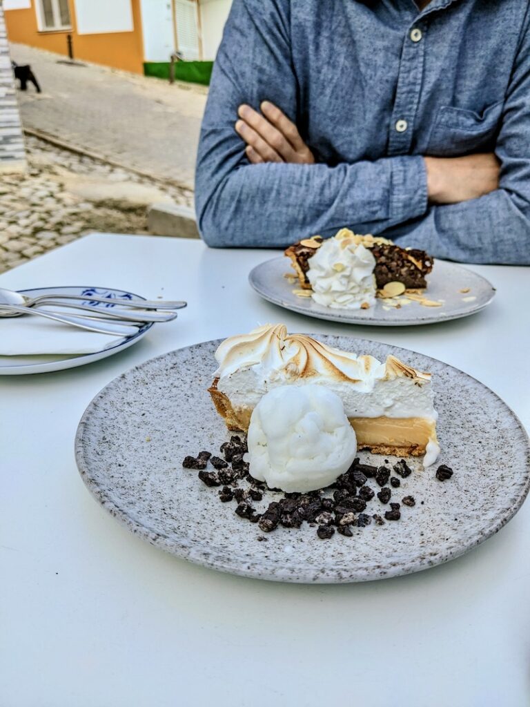 Burgau Algarve Portugal Miam Lemon Pie